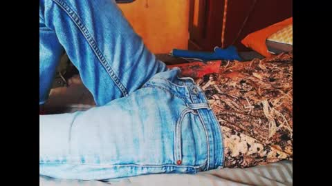 Snapshot of ferra_testarossa chatting on December 23, 2024, 2:13 am ferra_testarossa online show from December 23, 2024, 2:13 am