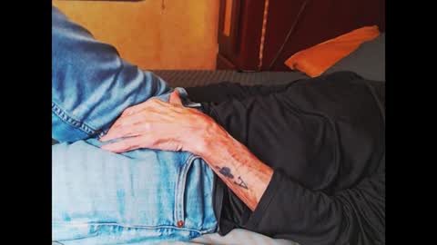 Snapshot of ferra_testarossa chatting on December 24, 2024, 2:54 am ferra_testarossa online show from December 24, 2024, 2:54 am