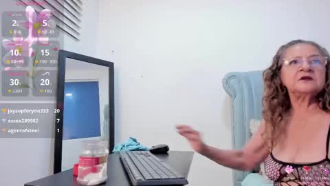 Snapshot of ferrimature chatting on May 15, 2026, 10:50 pm Marcela online show from May 15, 2026, 10:50 pm