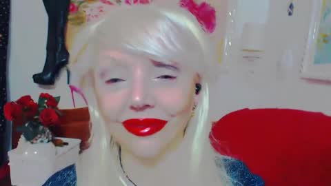 Snapshot of fetish_erotic_club chatting on October 18, 2025, 10:10 pm pregnant hairyc2cbigboobs mature online show from October 18, 2025, 10:10 pm