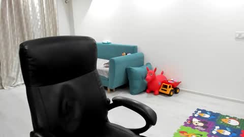 Snapshot of fetishcatalea chatting on September 14, 2025, 6:29 pm Catalea DM online show from September 14, 2025, 6:29 pm