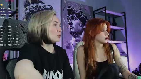 Snapshot of fetishrey chatting on August 7, 2026, 6:43 pm Rey online show from August 7, 2026, 6:43 pm