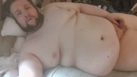 Snapshot of fettebifotze28h chatting on July 7, 2026, 2:32 pm Cow Sow online show from July 7, 2026, 2:32 pm