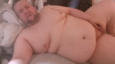 Snapshot of fettebifotze28h chatting on July 22, 2026, 2:42 pm Cow Sow online show from July 22, 2026, 2:42 pm