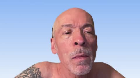 Snapshot of ffballs01 chatting on August 10, 2026, 1:42 am ffballs01 online show from August 10, 2026, 1:42 am