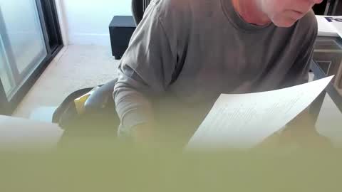 fhetzl online show from November 9, 2025, 10:41 pm