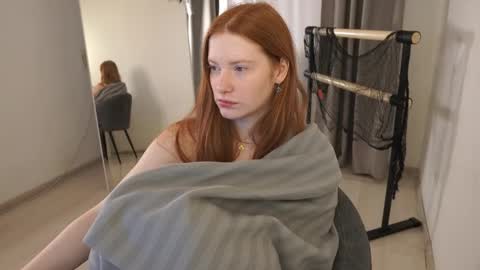 Snapshot of fiamoor chatting on October 30, 2025, 6:37 am Fia online show from October 30, 2025, 6:37 am