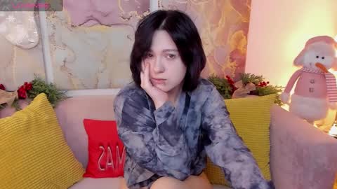 fiamoory online show from December 4, 2024, 1:25 am