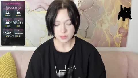 fiamoory online show from March 12, 2026, 8:53 am