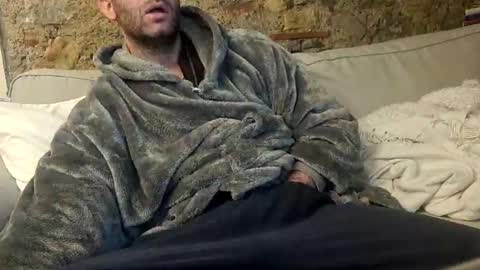 Fid online show from December 1, 2024, 7:58 pm
