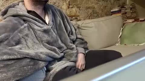 Fid online show from December 25, 2024, 9:43 pm