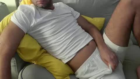 Snapshot of fidelio89 chatting on September 16, 2025, 3:35 pm Fid online show from September 16, 2025, 3:35 pm