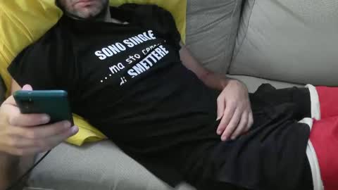 Snapshot of fidelio89 chatting on September 23, 2025, 12:08 pm Fid online show from September 23, 2025, 12:08 pm