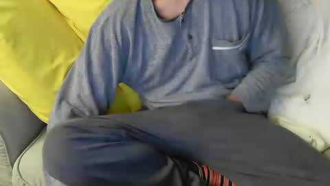 Snapshot of fidelio89 chatting on October 27, 2025, 6:12 pm Fid online show from October 27, 2025, 6:12 pm