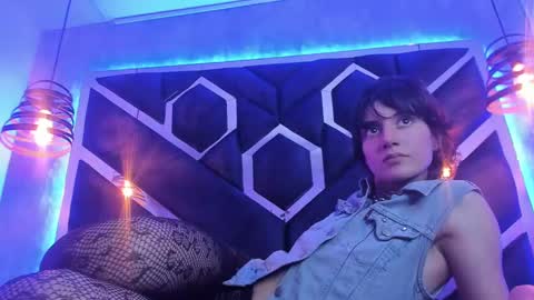   online show from February 27, 2025, 5:47 pm