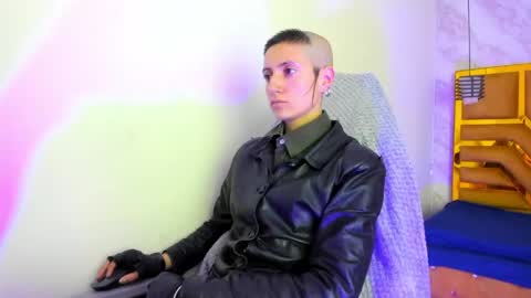   online show from May 3, 2026, 12:33 pm