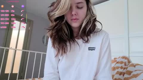 Snapshot of fieryfeline chatting on March 11, 2026, 4:18 am Filla online show from March 11, 2026, 4:18 am