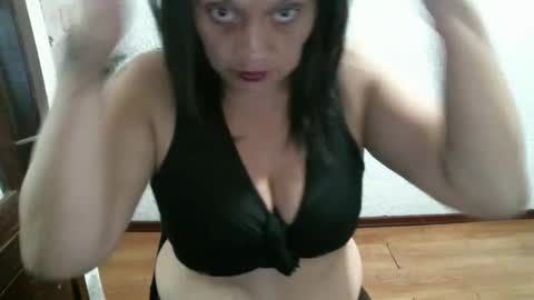 Snapshot of fierywoman158 chatting on October 1, 2025, 7:42 pm FIERYWOMAN online show from October 1, 2025, 7:42 pm