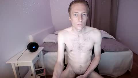 Snapshot of fil333 chatting on November 18, 2025, 6:56 pm Filip online show from November 18, 2025, 6:56 pm