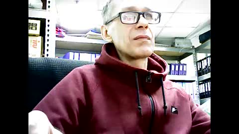Filip online show from February 11, 2025, 9:20 am