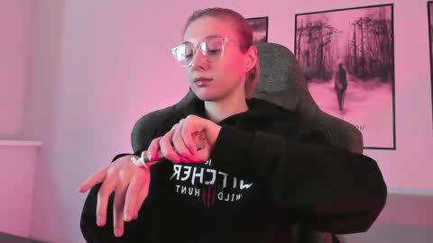 Snapshot of filipinaadams chatting on March 1, 2025, 8:34 am cap and Lana  online show from March 1, 2025, 8:34 am