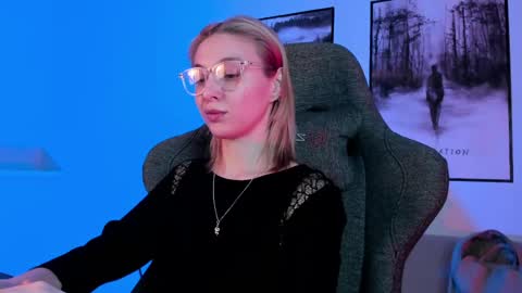 Snapshot of filipinaadams chatting on March 6, 2025, 8:52 am cap and Lana  online show from March 6, 2025, 8:52 am