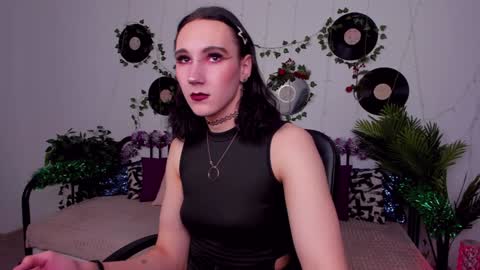 Honey Ill be waiting for you Tue Wed Thu Fri Sat Sun 10am-5pm online show from December 31, 2024, 9:53 am