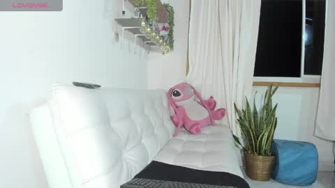 filletatouee online show from May 8, 2026, 3:12 am