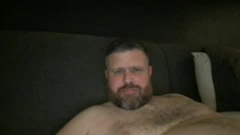 fin bear dom online show from April 18, 2026, 2:59 am