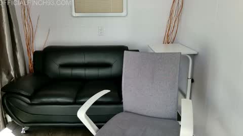 Nick online show from November 6, 2025, 5:47 pm