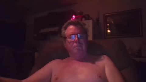 Snapshot of finderfiner chatting on April 8, 2026, 8:03 am finderfiner online show from April 8, 2026, 8:03 am