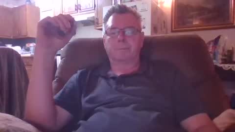 Snapshot of finderfiner chatting on April 15, 2026, 3:13 am finderfiner online show from April 15, 2026, 3:13 am