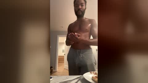 finessegod26 online show from December 5, 2025, 3:09 pm