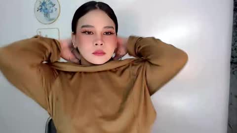 Jasmine online show from June 6, 2026, 10:14 pm