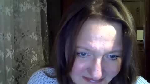 finika_say online show from September 23, 2025, 4:54 pm