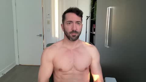 Finn Riley online show from February 9, 2026, 9:30 pm