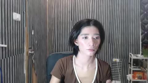 fiona908995 online show from April 30, 2026, 8:57 pm