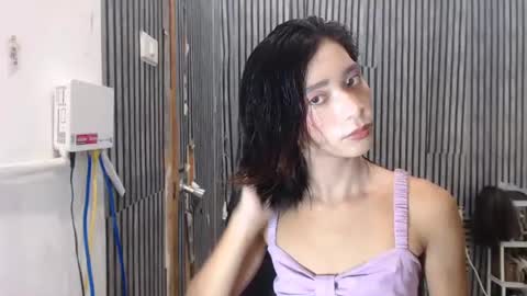 fiona908995 online show from July 20, 2026, 10:50 am