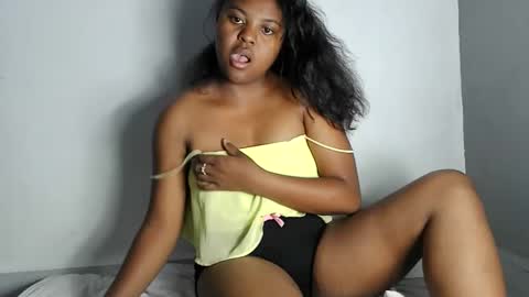 Snapshot of fiona_00 chatting on May 7, 2026, 4:51 am fiona_00 online show from May 7, 2026, 4:51 am