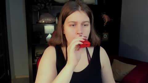 Snapshot of fioramarmoris chatting on February 22, 2026, 5:30 am fiora online show from February 22, 2026, 5:30 am