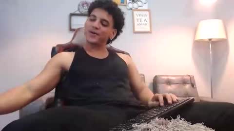 fire_boy69 online show from November 28, 2025, 3:14 pm