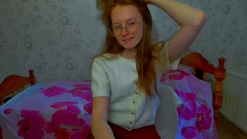 fire_luna online show from April 29, 2026, 11:47 am
