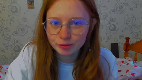 fire_luna online show from May 10, 2026, 10:53 am