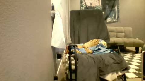 DBag online show from February 6, 2026, 9:56 am