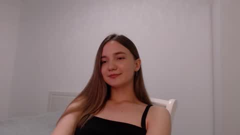 fireflies_fly_ online show from September 26, 2025, 7:07 pm