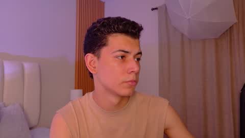 Nicolas online show from March 23, 2026, 8:02 pm