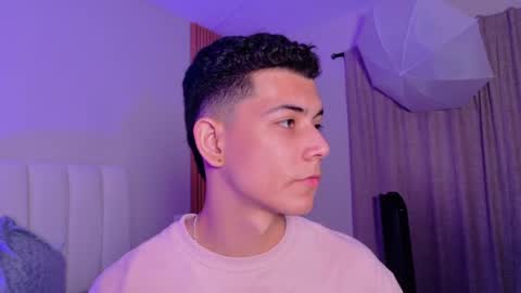 Nicolas online show from March 30, 2026, 7:04 pm