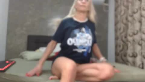 FitBarbieDoll online show from February 12, 2025, 2:54 pm
