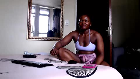 fitblair66_ online show from December 21, 2024, 8:50 am