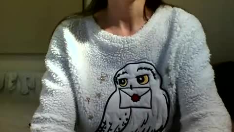 Snapshot of fitbut chatting on December 1, 2024, 6:30 pm Fitbut online show from December 1, 2024, 6:30 pm